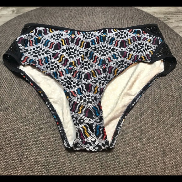 Donate 2/24 Bikini bottom tribal pattern w/mesh sides XL - Picture 1 of 5